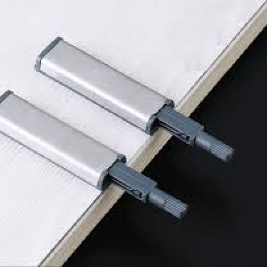 Chốt nhấn mở cánh tủ Fc1002